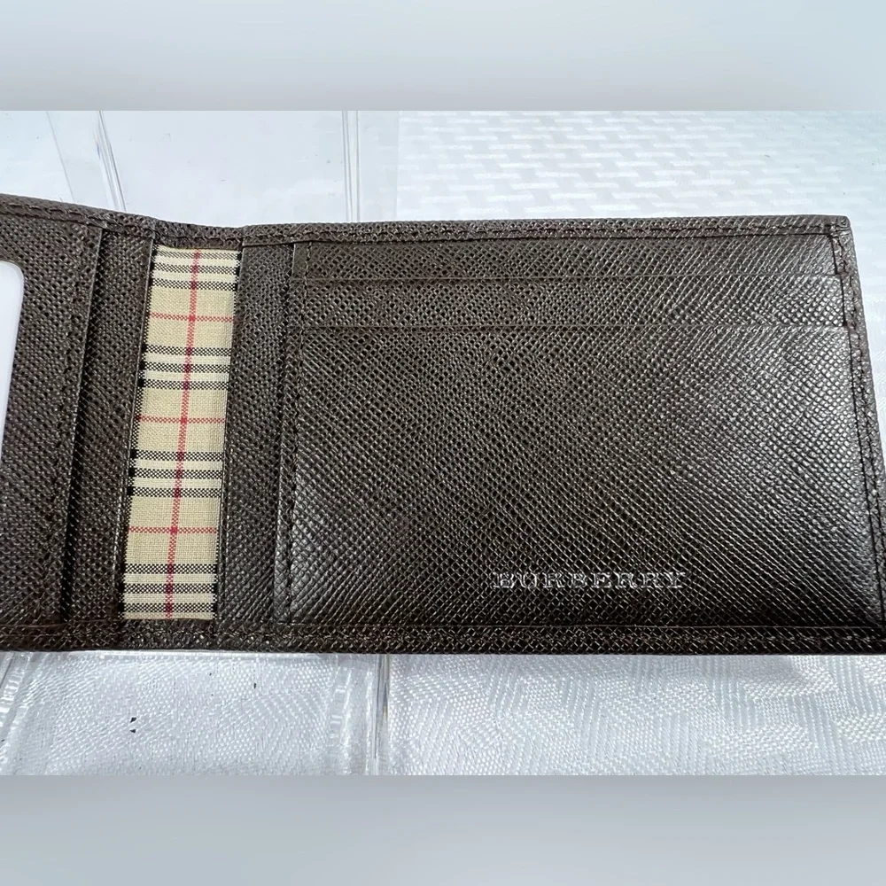 Burberry Brown Saffiano Leather Bifold Card Holder Nova Check w/ Box